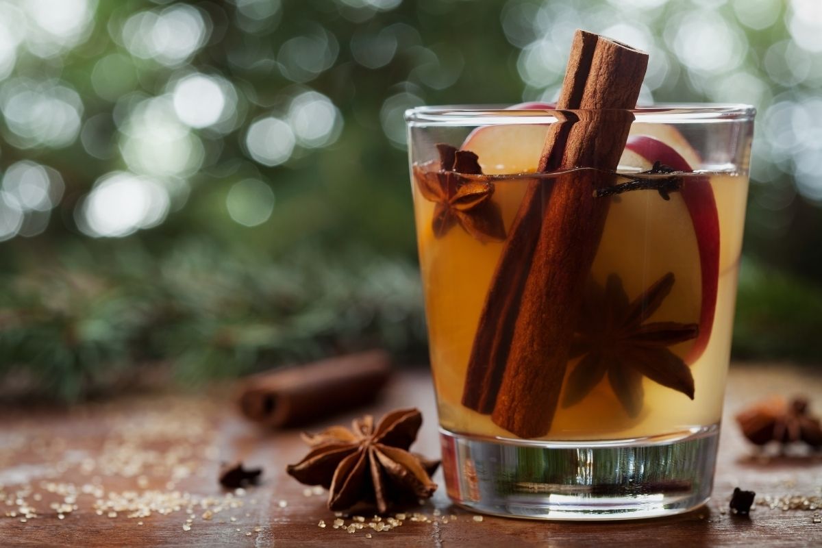 warm winter cocktails spike hot apple cider