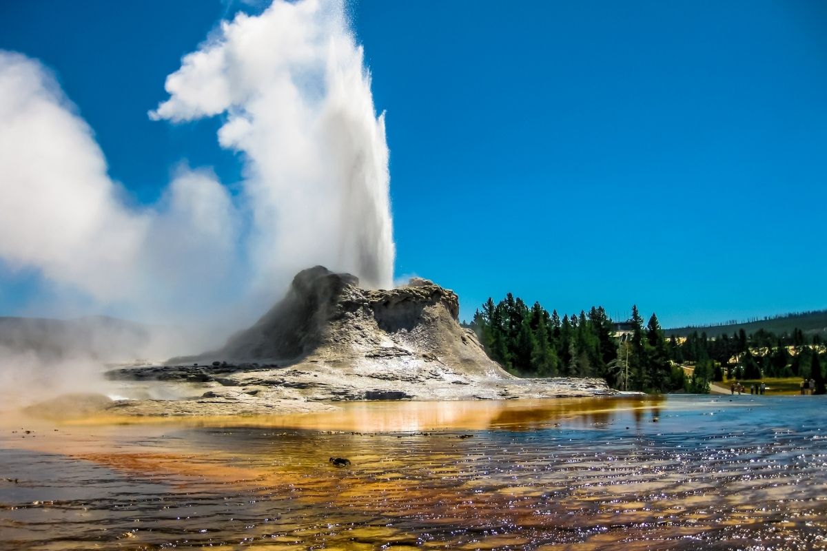 yellowstone old faithful geyser | The Penrose
