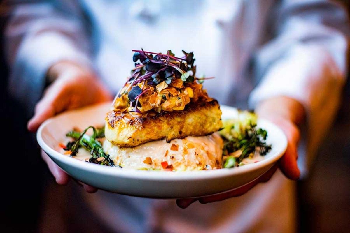 Feast Raw Bar & Bistro